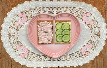 This is a delicious breakfast menu with an attractive appearance.