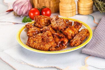 Buffalo chicken wings barbecue sauce