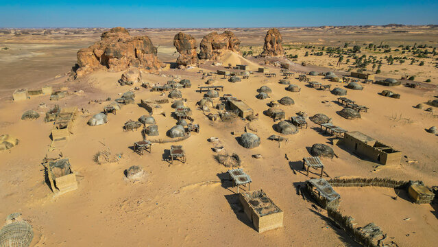 Star Wars looking oasis Tigui, Tibesti Mountains