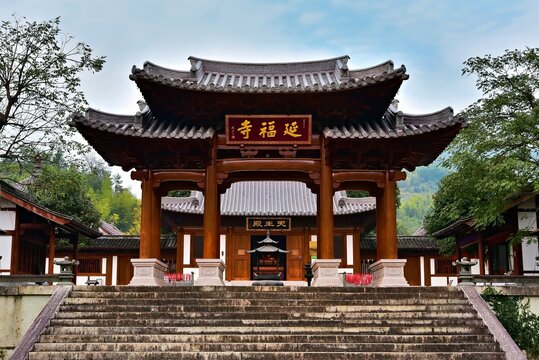 Entrance of Yanfu Temple, Wuyi County, Jinhua City, Zhejiang