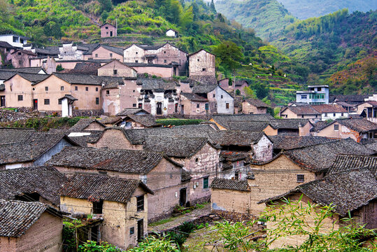 Picturesque Shanxiabao village, 800 years old, Wuyi County, Jinhua City, Zhejiang Province