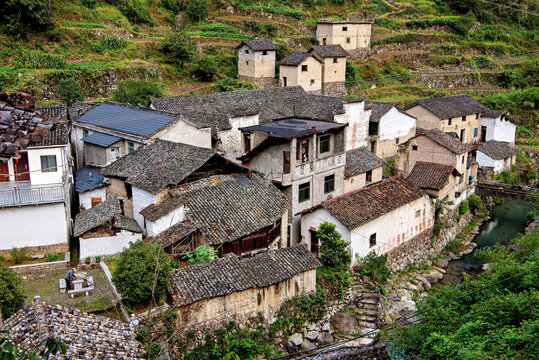 Creek running through the picturesque ancient Shanxiabao village, 800 years old, Wuyi County, Jinhua City, Zhejiang Province