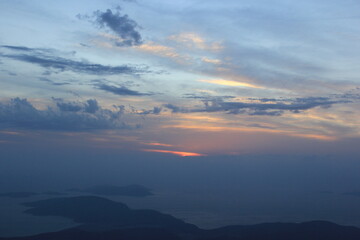 Obraz premium sunset over the sea