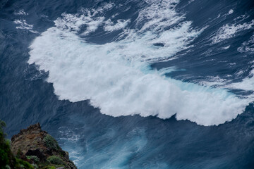 Huge crushing waves seen from above creating amazing textures. 