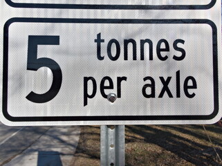 Weight restriction for trucks ahead