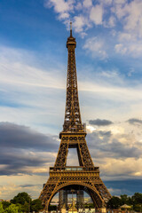 Fototapeta premium Eiffel Tower in Paris during beautiful sunset, France