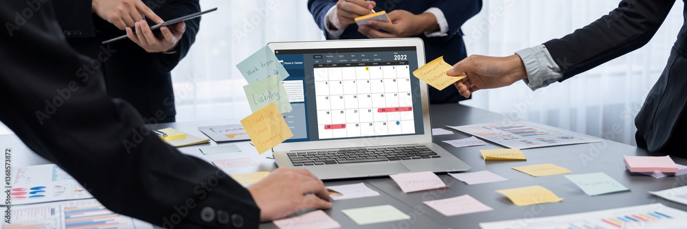Aufkleber calendar on computer software application for brisk schedule planning for personal organizer and onl