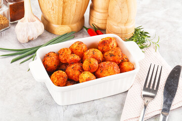 Baked baby potato with paprika
