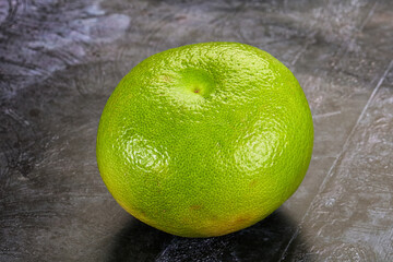 Green ripe fruit sweetie citrus