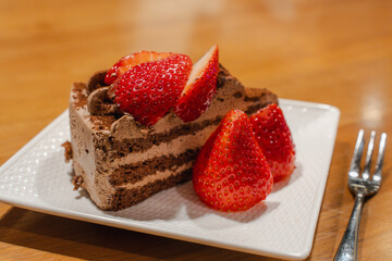 いちごチョコレートケーキでお祝い