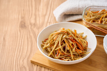 家庭料理の定番「きんぴらごぼう」｜和風の常備菜