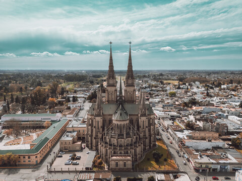 Bas&iacute;lica Nuestra Se&ntilde;ora de Luj&aacute;n - Lujan, Provincia de Buenos Aires