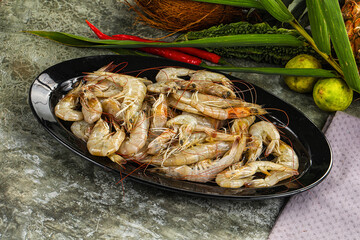 Raw fresh prawn for cooking