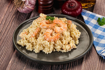 Gourmet risotto with prawn and cheese