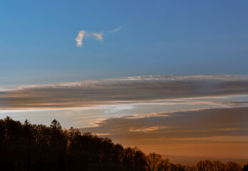 Abendhimmel über dem Dammelsberg Marburg