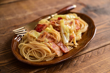 春キャベツとアンチョビのパスタ