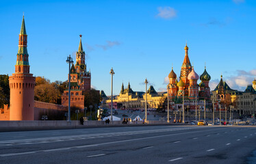 Obraz premium Saint Basil's Cathedral, Moscow Kremlin and Red Square in Moscow, Russia. Architecture and landmarks of Moscow.