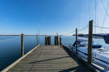 Hafen Klein Zicker mit Blick nach Thiessow, Halbinsel M&ouml;nchgut,R&uuml;gen