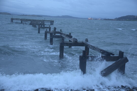 Fototapeta hawcraig pier in aberdour scotland