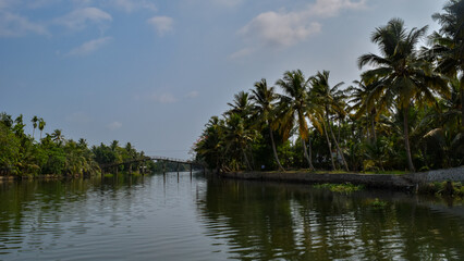 Obraz premium Beautiful vew of vembanad lake, Kumarakom, Kerala on a beautiful sunny day