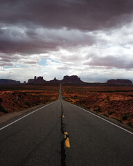 road to monument valley