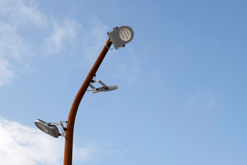 Moderno palo della luce con faro led - ripresa orizzontale