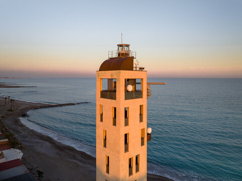 Faro de la Playa de Nules en Castellon, Comunidad Valenciana
