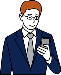 スマホを見るスーツの男性
