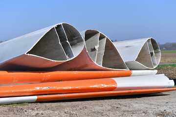 Dismantling of a wind turbine windmill, decommissioning and dismantling of individual components, rotor blades, tower and transformer station are recycled, renewable energy