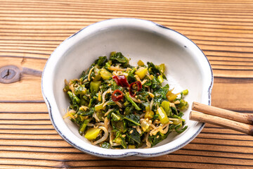 大根の葉とじゃこのふりかけ