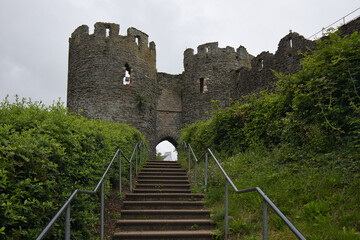 A staircase leads up to the mill gate, one of the two gatehouses in the southern part of Conwy's town wall.
