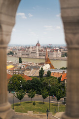 Panorama miasta z Parlamentem i rzeką Dunaj – widok na Budapeszt  © Kacper