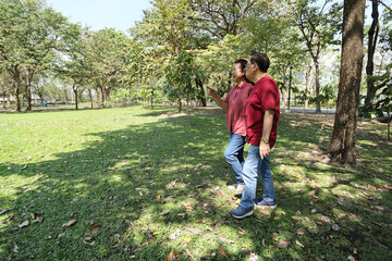 Obraz premium Senior in The Park