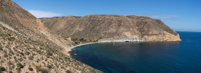 Panorama de la crique de San Pedro à Cabo de Gata, Andalousie