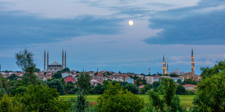 Fototapeta Selimiye Mosque exterior view in Edirne City of Turkey. Edirne was capital of Ottoman Empire.