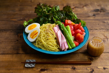 ラーメンサラダ