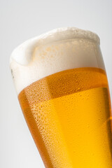 ビール イメージ 白バック