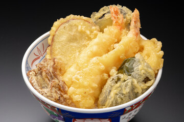 天丼（海老、かぼちゃ、茄子、ピーマン、舞茸、レンコン、さつま芋） 黒バック