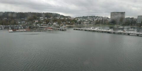 Naklejka premium view of the harbor of the city