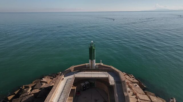 Faro del Grao en el Puerto de Gandia, Valencia, Comunidad Valenciana