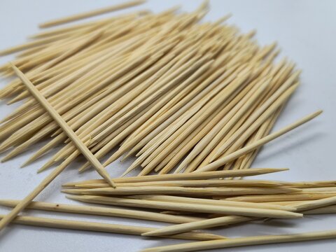 toothpicks on a white background