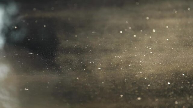 Holland, Particals, Dust, Water 