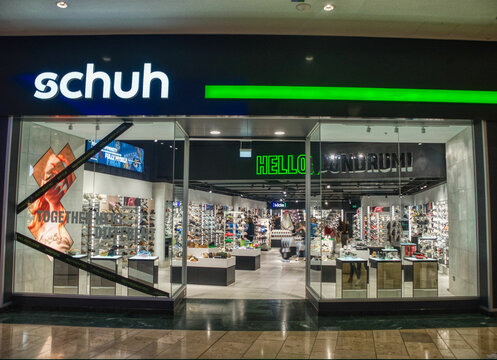 schuh store exterior