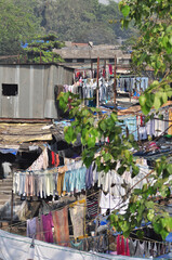Mumbai slums washing place