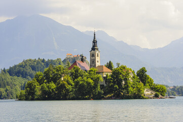 Triglav, Bled, Mariä Himmelfahrt, Cerkev Maijinega vnebovzetja,