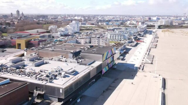 Beach of Dunkerque, Shoreline Architecture