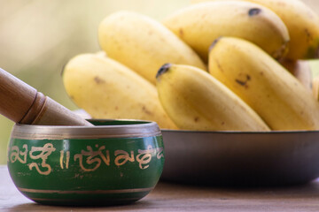 Banana and indian bowl 1