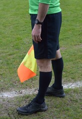 l'arbitre de touche au football
