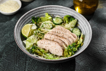 green salad with chicken, cucumber and broccoli