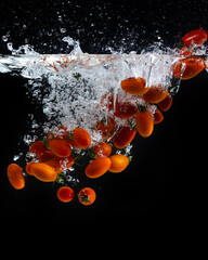 Cherry tomatoes brown into water